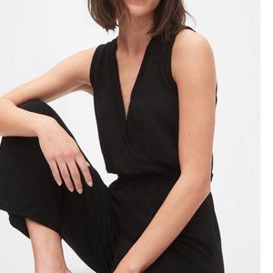 NWT Gap Black Wrap V neck sleeveless Jumpsuit XSP